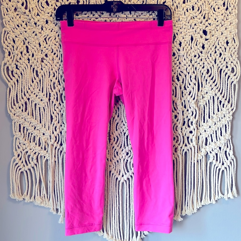 Under Armour Bright Pink Athletic Leggings